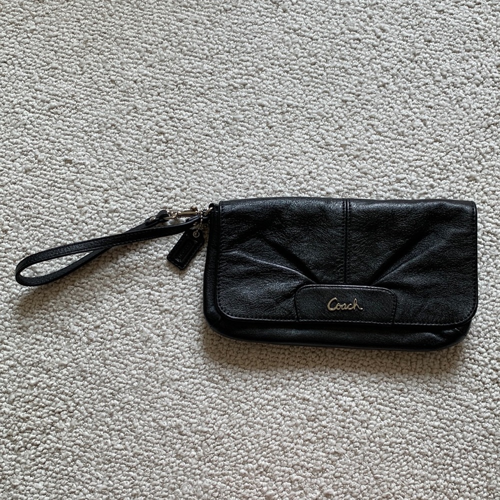 Coach Leather Black Wristlet/Clutch (Authentic, Brand New, Never Used)